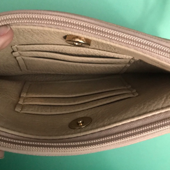 NWT Taupe Clutch/Wristlet - Picture 2 of 4